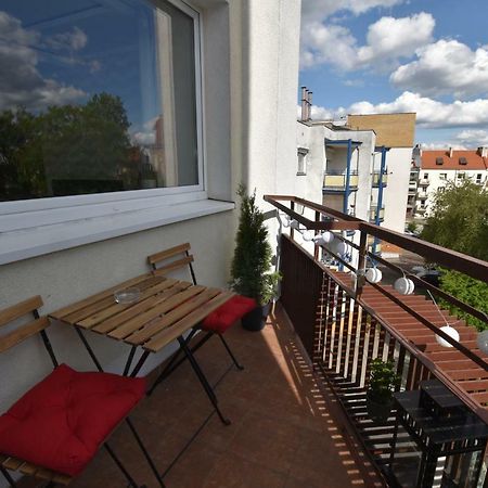 Apartament Rosso Lägenhet Stary Toruń Exteriör bild